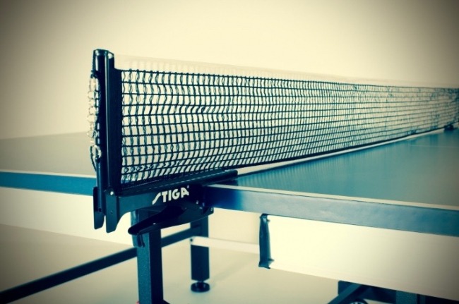 Stiga STS 520 net and post close up view
