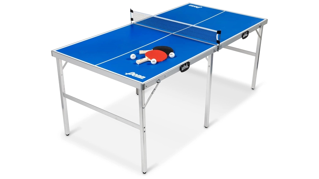 Portable table tennis set with equipment