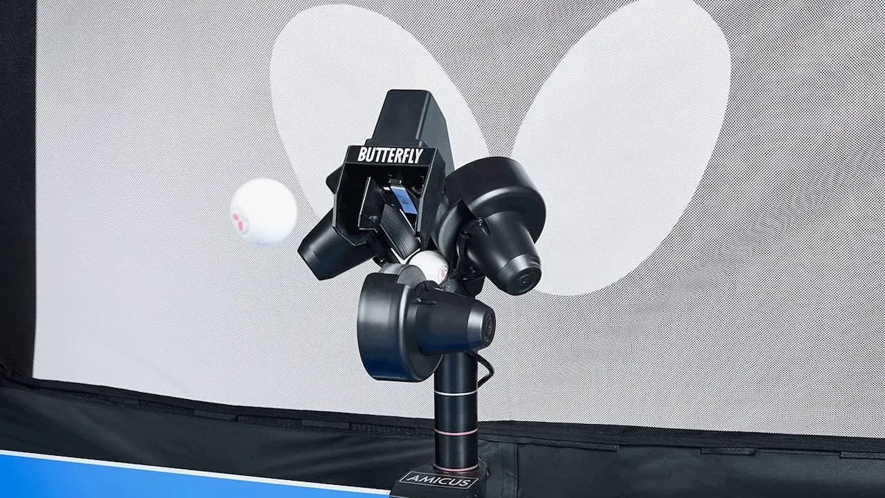 Butterfly Amicus Start Table Tennis Robot with accessories