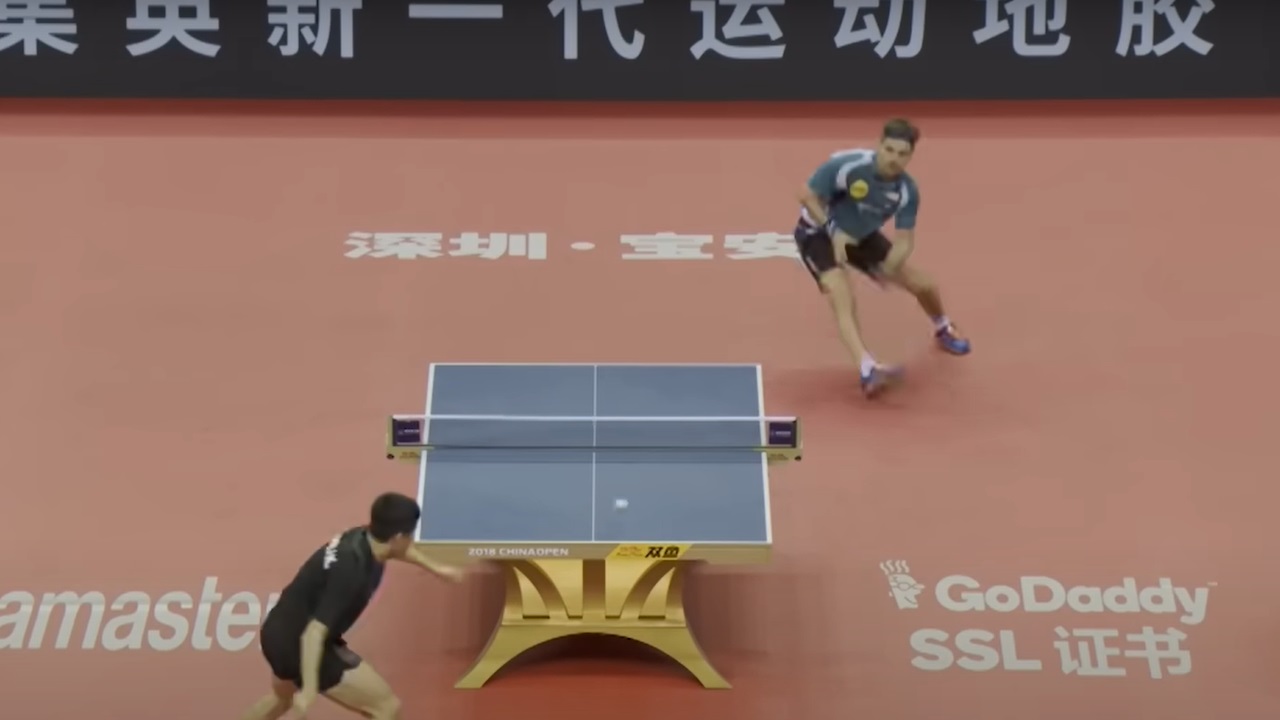 Timo Boll gegen Liang Jinkung bei den China Open 2018 © World Table Tennis